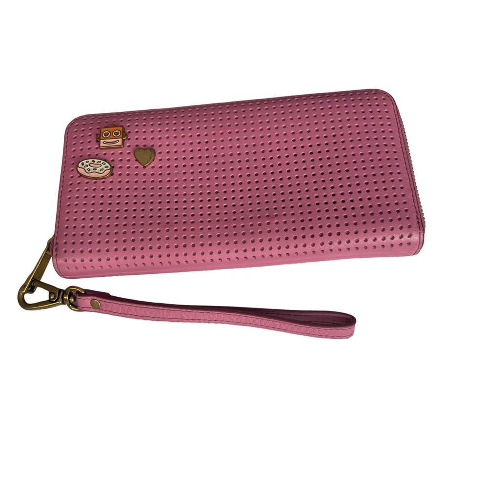 FOSSIL Pink Leather Wallet with zip Closure. Nice.